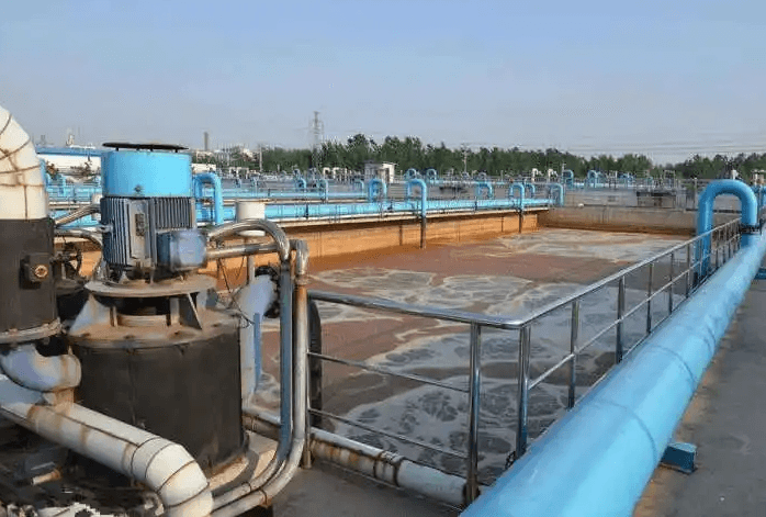 （圖：噴漆房污水泡沫池）